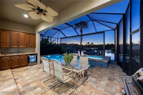 3254 Lakeview Dr, NAPLES, FL, 34112-5822 | Card Image