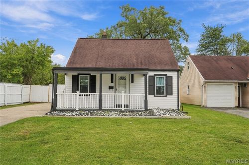 61 Spruce Rd, Amherst, NY, 14226-2343 | Card Image