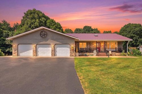 W744 Golfview Dr, Spring Valley, WI, 54767-8849 | Card Image