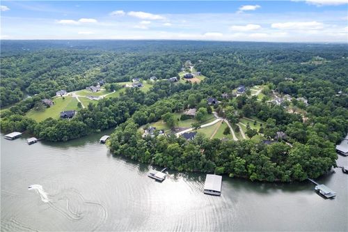 15425 Brightwater Xing, Rogers, AR, 72756-9082 | Card Image