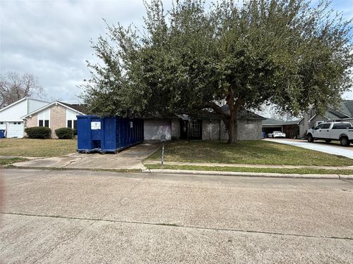 1321 Sagebrush St, Angleton, TX, 77515-3660 | Card Image