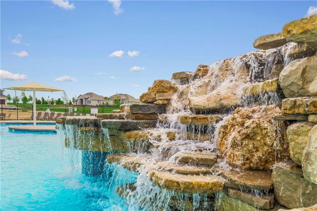 2307 W 176 Th Ter, House other with 4 bedrooms, 4 bathrooms and null parking in Overland Park KS | Image 61
