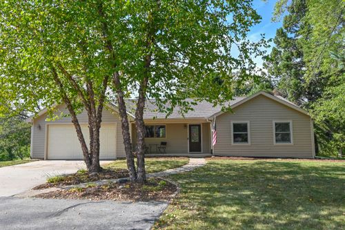 541 N Green Bay Rd, Grafton, WI, 53024 | Card Image