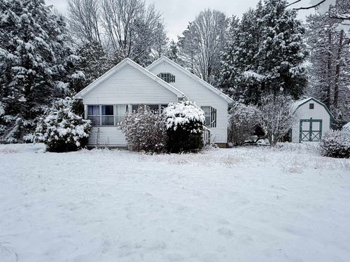 6 Scotland Road, Kingston, NH, 03848 | Card Image