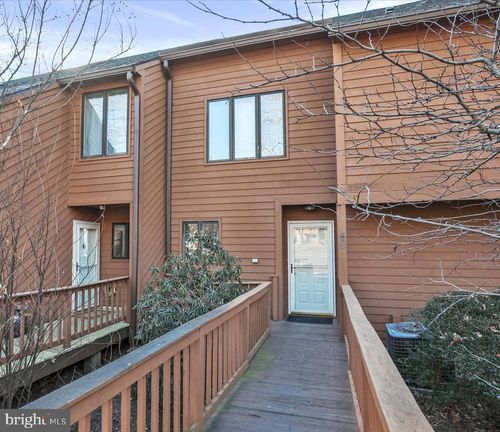 40 Tecumseh Trl, HEDGESVILLE, WV, 25427-3857 | Card Image