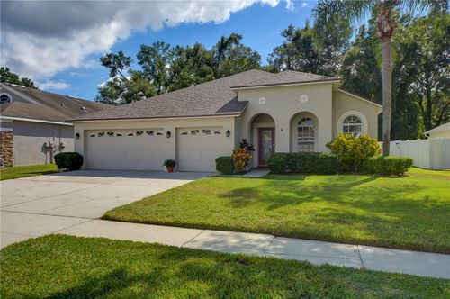 2823 Windcrest Oaks Ct, Valrico, FL, 33594-3903 | Card Image