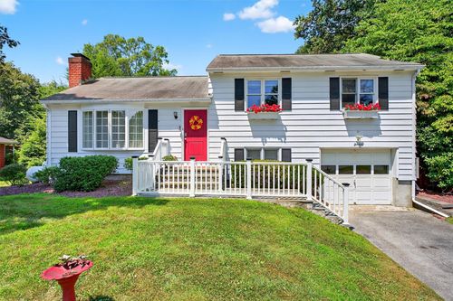 13 Sherwood Dr, Poughkeepsie, NY, 12603-6007 | Card Image