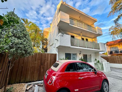 1-1121 Sw 7th St, Miami, FL, 33130-3129 | Card Image