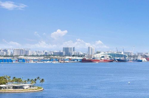 apt-1602-1331 Brickell Bay Dr, Miami, FL, 33131-3680 | Card Image
