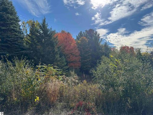 1.6 Acres 6th St, Traverse City, MI, 49684 | Card Image