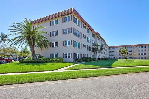 apt-401-9950 62nd Ter N, St Petersburg, FL, 33708-3565 | Card Image