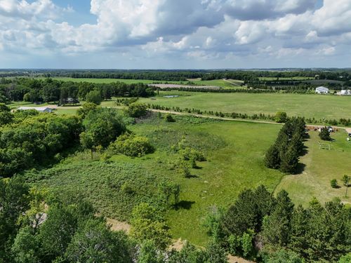 435 Round Lake Rd, Perham, MN, 56573 | Card Image