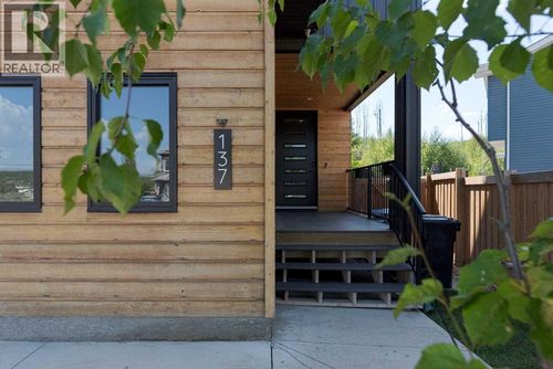 137 Pearson Dr, Fort Mcmurray, AB, T9H4S4 | Card Image