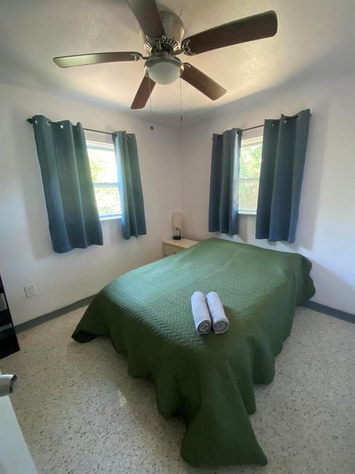a-1112 Avenue E, Fort Pierce, FL, 34950 | Card Image