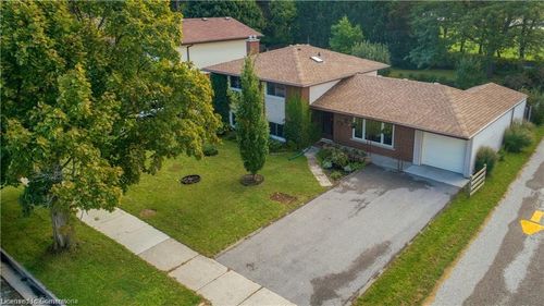 619 Forest Hill Dr, Kitchener, ON, N2N1A1 | Card Image