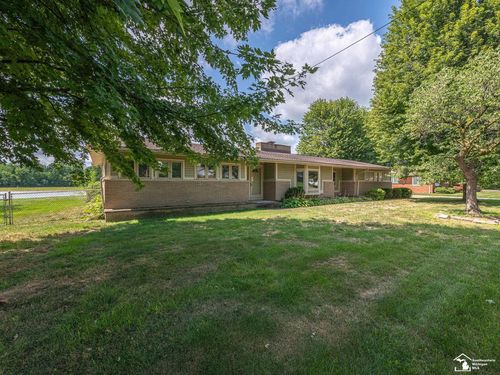 26995 James Ave, Flat Rock, MI, 48134-1152 | Card Image