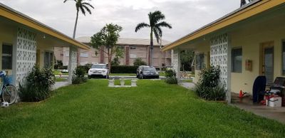 756 Se 19th Ave, Home with 0 bedrooms, 0 bathrooms and 4 parking in Deerfield Beach FL | Image 2