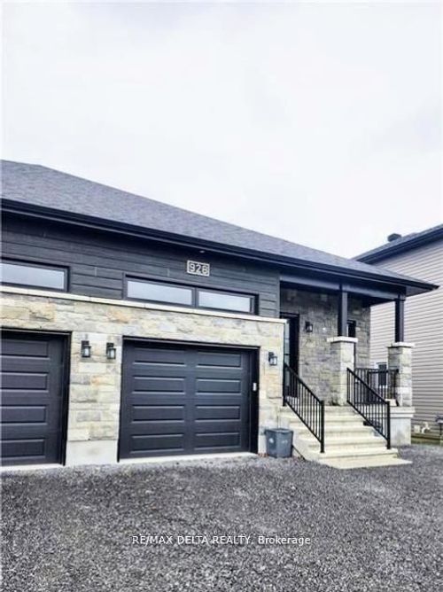 a-928 Chablis Cres, Embrun, ON, K0A1W0 | Card Image