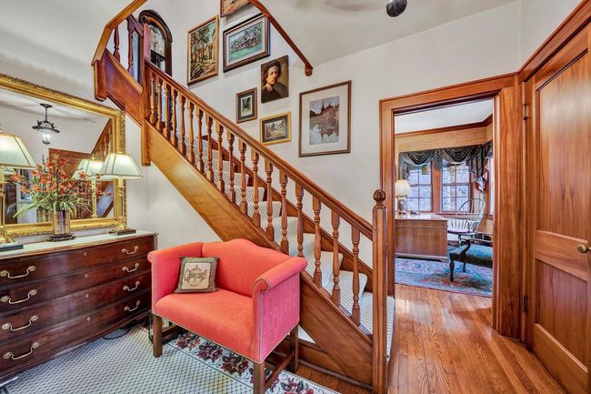 Foyer | Image 8