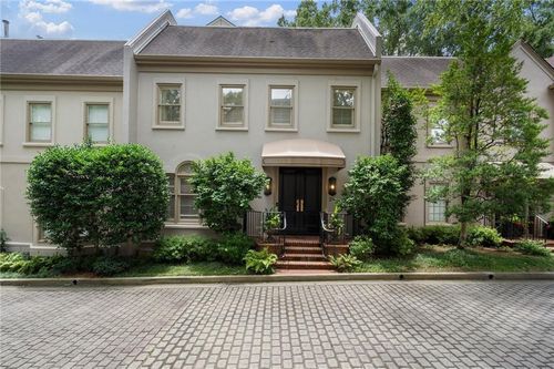 apt-28-2525 Peachtree Rd Ne, Atlanta, GA, 30305-3670 | Card Image