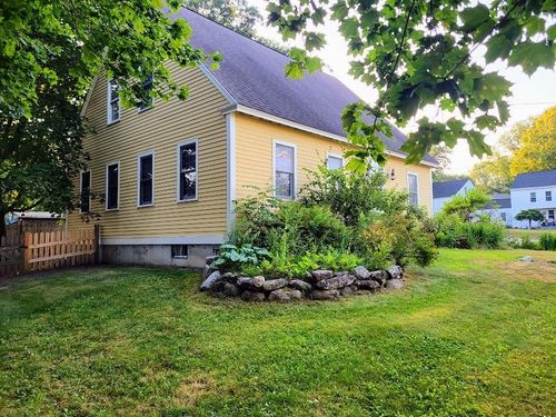 53 Prospect St, Henniker, NH, 03242-3050 | Card Image