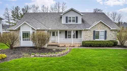 2050 Mcclaren Ln, Broadview Heights, OH, 44147-3600 | Card Image