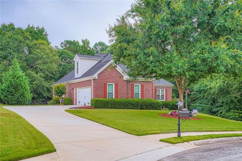 9509 Greens Mill Ct, Loganville, GA, 30052-5264 | Card Image