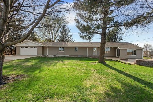 3291 G Rd, Rising City, NE, 68658-3745 | Card Image