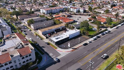 7852 Bolsa Ave, Midway City, CA, 92655-1425 | Card Image