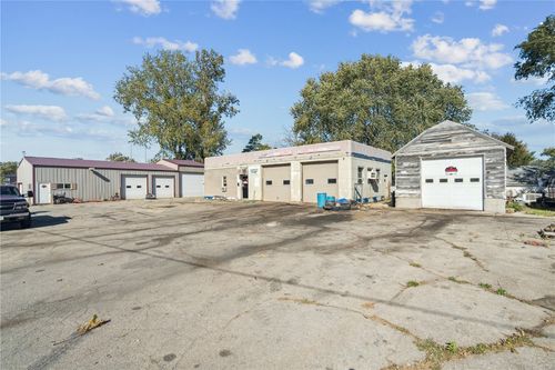 318 E Business 30, Lisbon, IA, 52253-8559 | Card Image