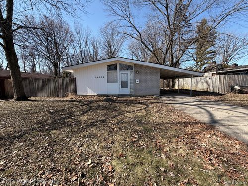 29609 Everett St, Southfield, MI, 48076-5814 | Card Image