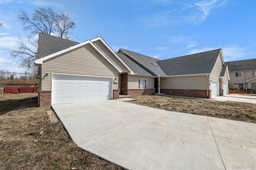 24796 Ashley Ct, Redford, MI, 48239-2623 | Card Image