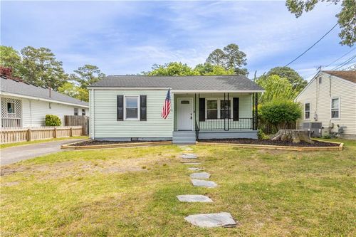 1302 Willow Ave, Chesapeake, VA, 23325-3936 | Card Image