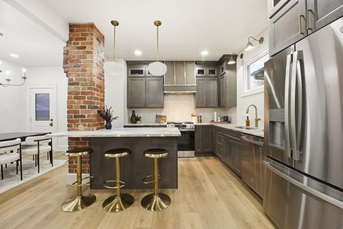 1452 S 4th St, Columbus, OH, 43207-1012 | Card Image