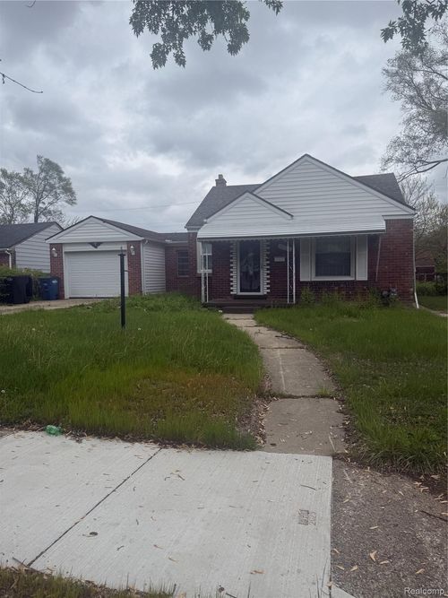 19726 Woodingham Dr, Detroit, MI, 48221-1657 | Card Image