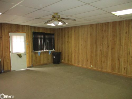 317 Main St, Clutier, IA, 52217-9748 | Card Image