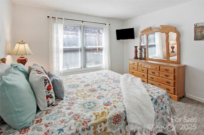 UNIT-802 - 157 Toxaway Views Dr, Condo with 2 bedrooms, 2 bathrooms and null parking in Lake Toxaway NC | Image 22