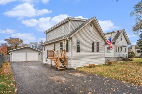 313 Miner St, Bensenville, IL, 60106-2654 | Card Image