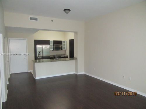 apt-1003-950 Brickell Bay Dr, Miami, FL, 33131-3947 | Card Image