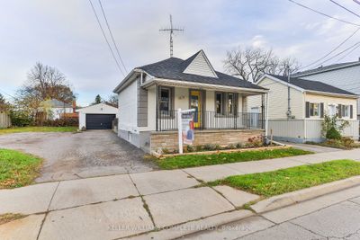 419 Upper Sherman Ave, House other with 3 bedrooms, 1 bathrooms and 7 parking in Hamilton ON | Image 2