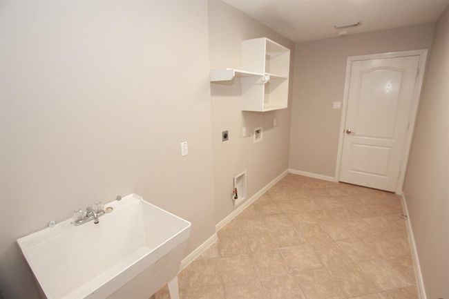 2211 Pearl Bay Ct, House other with 3 bedrooms, 2 bathrooms and 3 parking in Pearland TX | Image 23
