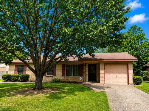 9107 Ricky Ln, Little Rock, AR, 72209-6625 | Card Image