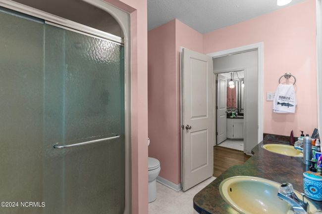 630 Fourth Ave S, House other with 4 bedrooms, 2 bathrooms and 1 parking in Kure Beach NC | Image 9