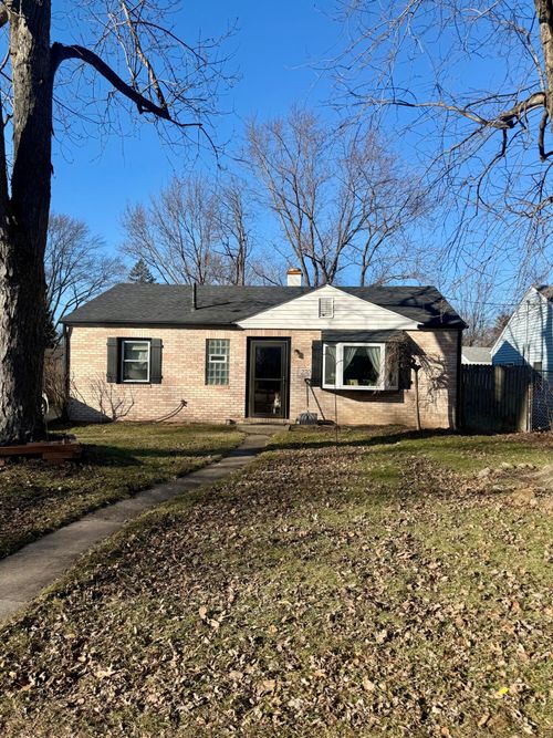 270 Woodlawn Ave, Chesterton, IN, 46304 | Card Image