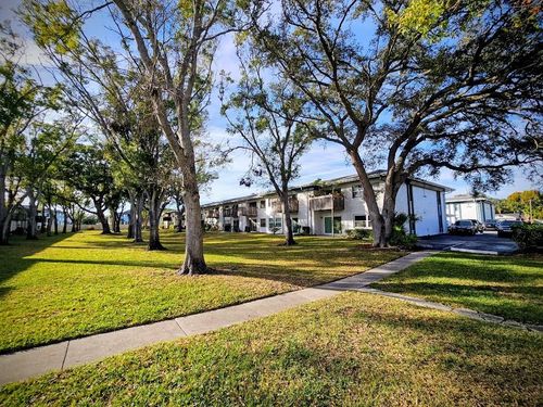 203-7700 92nd St, SEMINOLE, FL, 33777-4163 | Card Image