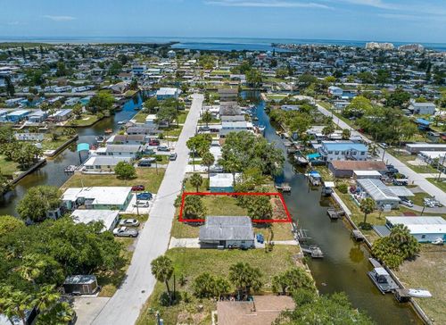 6837 Sanderling Ln, HUDSON, FL, 34667-1621 | Card Image