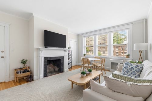 4-1992 Commonwealth Ave, Boston, MA, 02135-5707 | Card Image