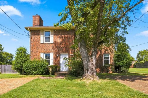 2440 Fairbrook Dr, Nashville, TN, 37214-1440 | Card Image