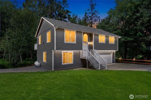 20 SE Se Fuchsia Ave, Shelton, WA, 98584-9214 | Card Image