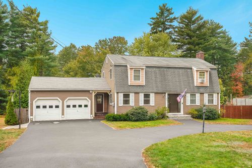 759 Cohas Ave, Manchester, NH, 03109-5418 | Card Image